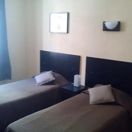 Jaures Hotel