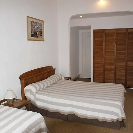 Jaures Hotel