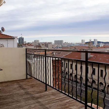 Jaures Hotel 2*