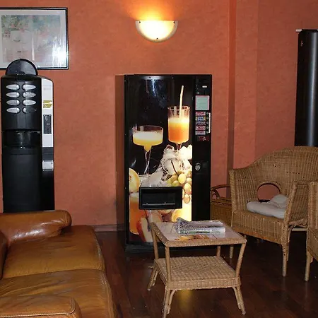 Jaures Hotel 2*